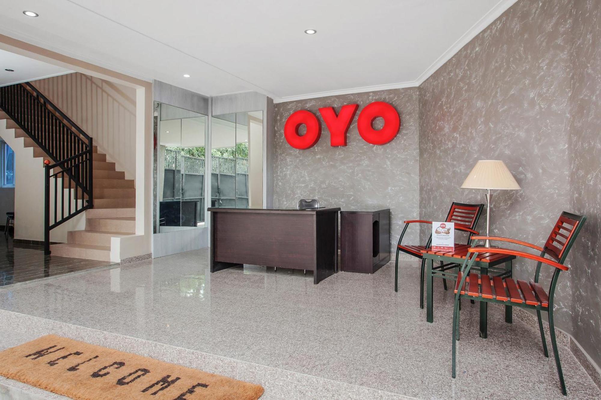 סוראבאיה Super Oyo Capital O 134 Lg Residence מראה חיצוני תמונה