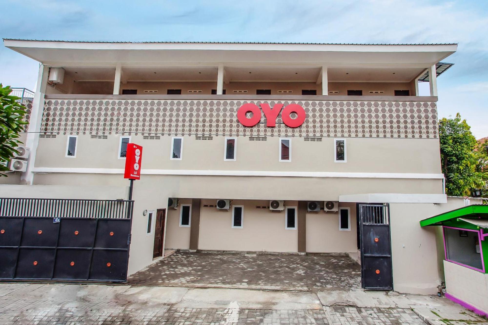 סוראבאיה Super Oyo Capital O 134 Lg Residence מראה חיצוני תמונה